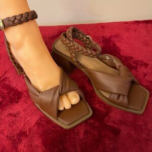 Sam & Libby NIB Block Heel Brown Sandal